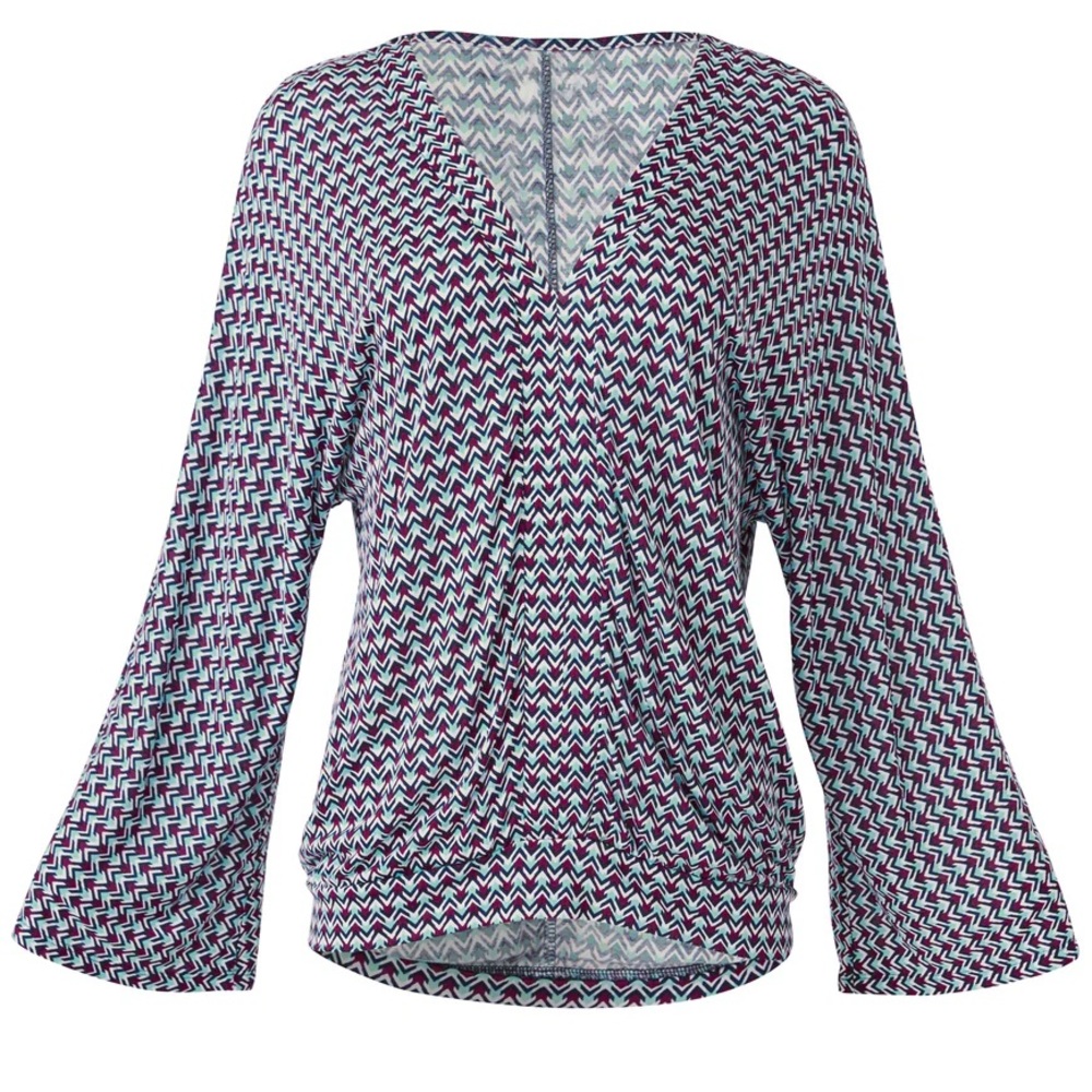 Chevron Patterned V-Neck Banded Blouse - Picture 5 of 6